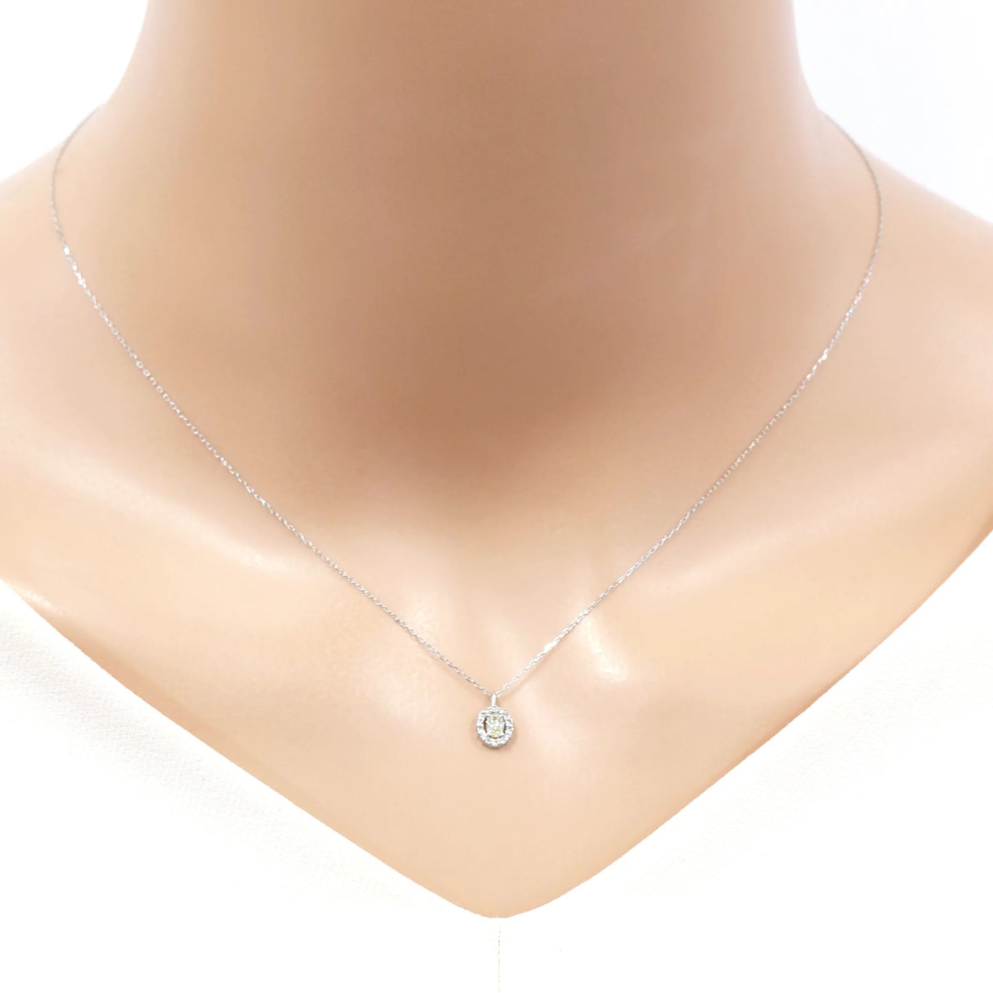 ネックレス ダイヤモンド0.17ct Pt950製 オーバル取り巻き FJP−8742−Pt95B