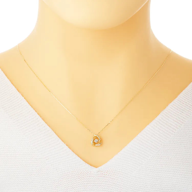 ダンシングストーンネックレス ハート&キューピッド ダイヤモンド0.05ct メビウス K18YG製 FTW-4323-YGB 着用イメージ