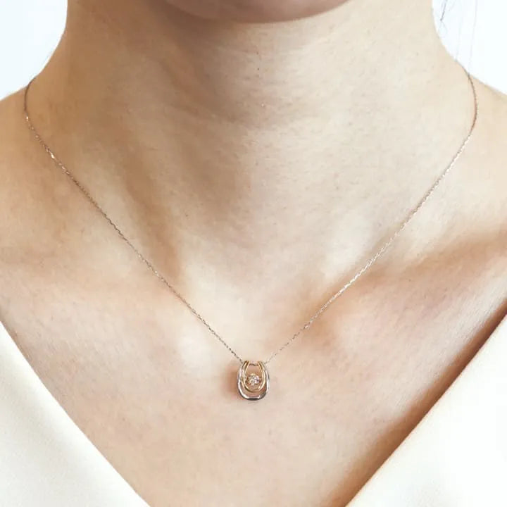 ダンシングストーンネックレス ダイヤモンド0.1ct 馬蹄型 コンビ FTW-4240