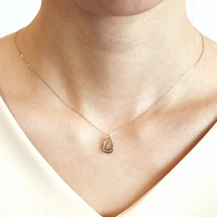 ダンシングストーンネックレス ダイヤモンド0.1ct しずく型 コンビ FTW-4241