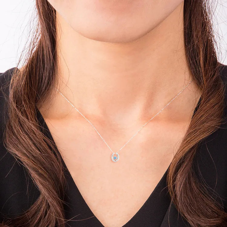 ネックレス(HP-0725BT-W10/K10 white gold) -topaz-November 着用イメージ