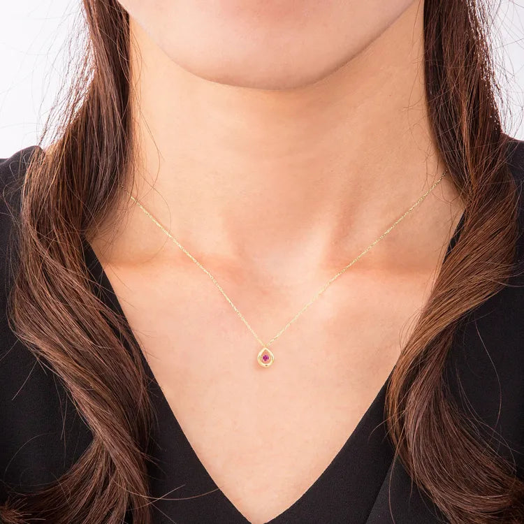 ネックレス(AD-0170R-Y10 /K10 yellow gold) -ruby-July 着用イメージ