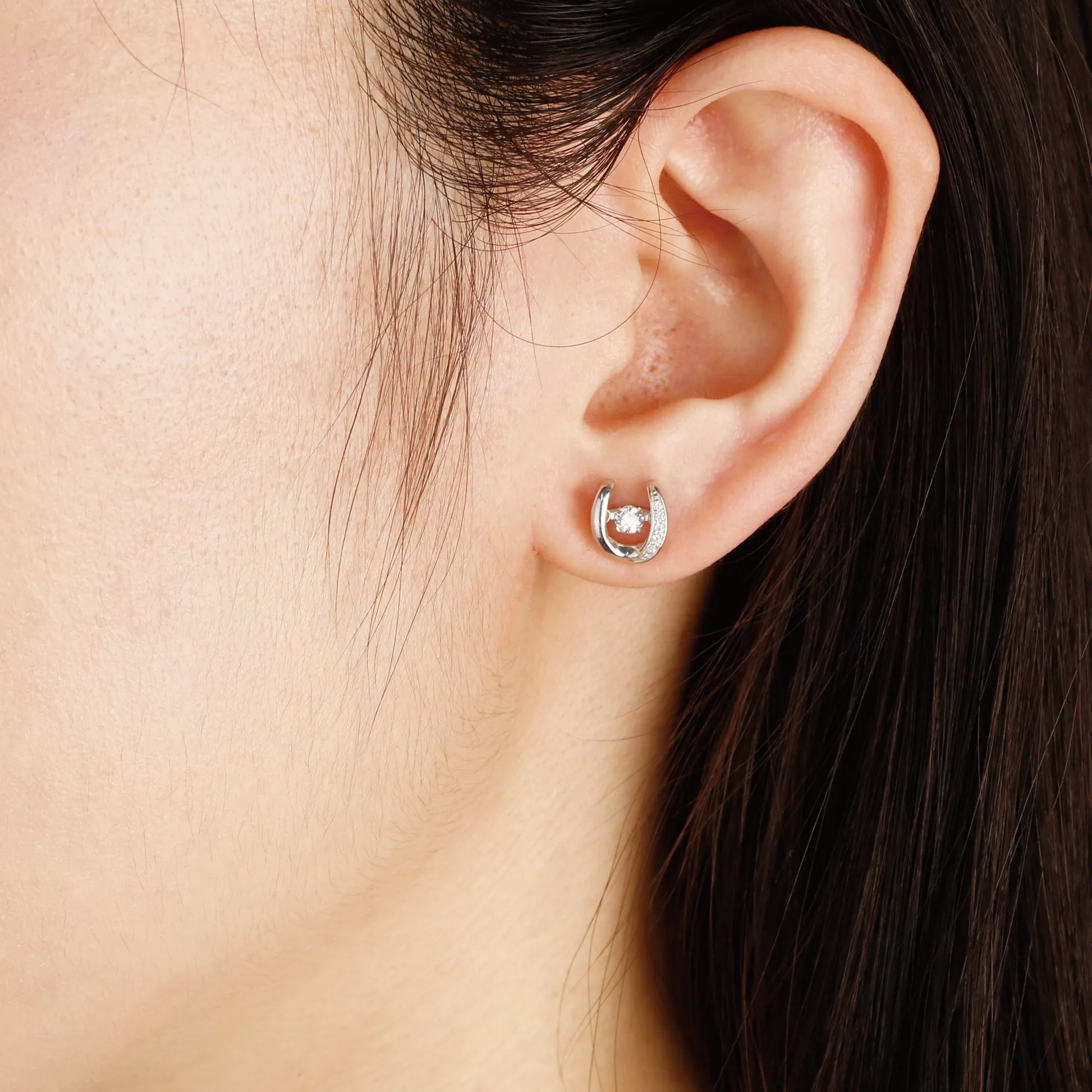 Crossfor公式】ピアス ダンシングストーンピアス NYE- 125 – Crossfor Crossfor公式】ピアス ダンシングストーンピアス NYE- 125 – Crossfor