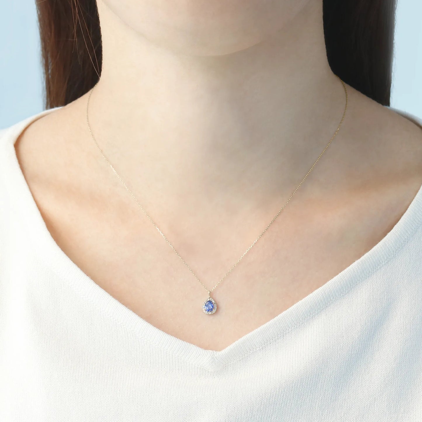 MOMENTS OF LIGHT K18WGタンザナイト/ダイヤモンドネックレス MOMENTS OF LIGHT K18WGタンザナイト/ダイヤモンドネックレス