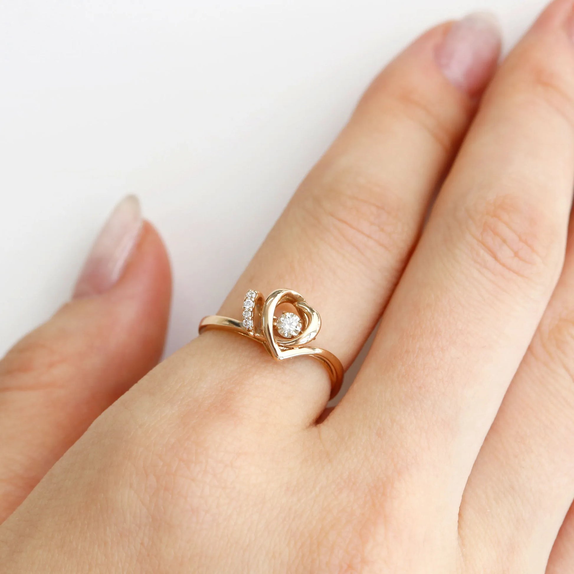 crossfor公式ダンシングストーンリング ダイヤモンド0.1ct/0.01 crossfor公式ダンシングストーンリング ダイヤモンド0.1ct/0.01