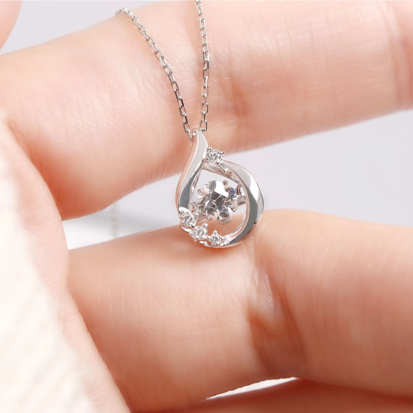 Crossfor公式】 ネックレス ダンシングストーン NYP-662 Moon Crossfor公式】 ネックレス ダンシングストーン NYP-662 Moon