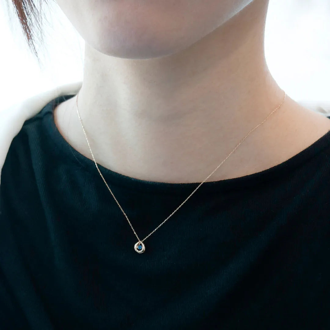 9月誕生石 ダンシングストーンネックレス サファイア0.02ct ツユ 9月誕生石 ダンシングストーンネックレス サファイア0.02ct ツユ