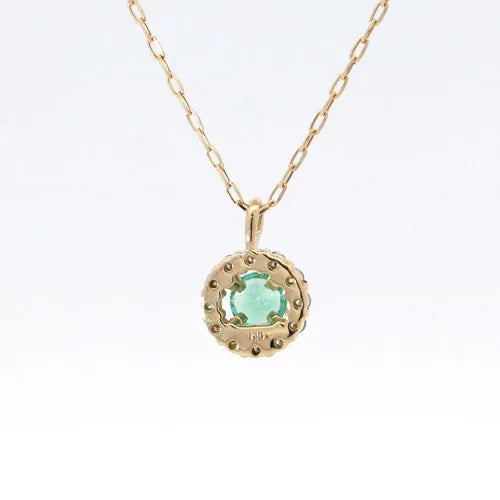 ネックレス　エメラルド0.08ct/ダイヤモンド0.06ct　取り巻き　K18YG製　ＦＪＰ－８７２３ＥＹＧ
